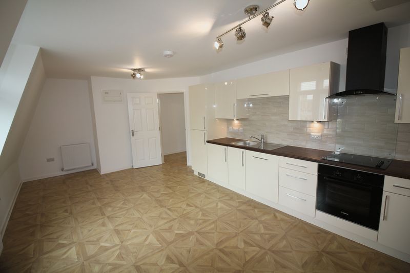 Property photo 2 of 11 Lounge/Kitchen