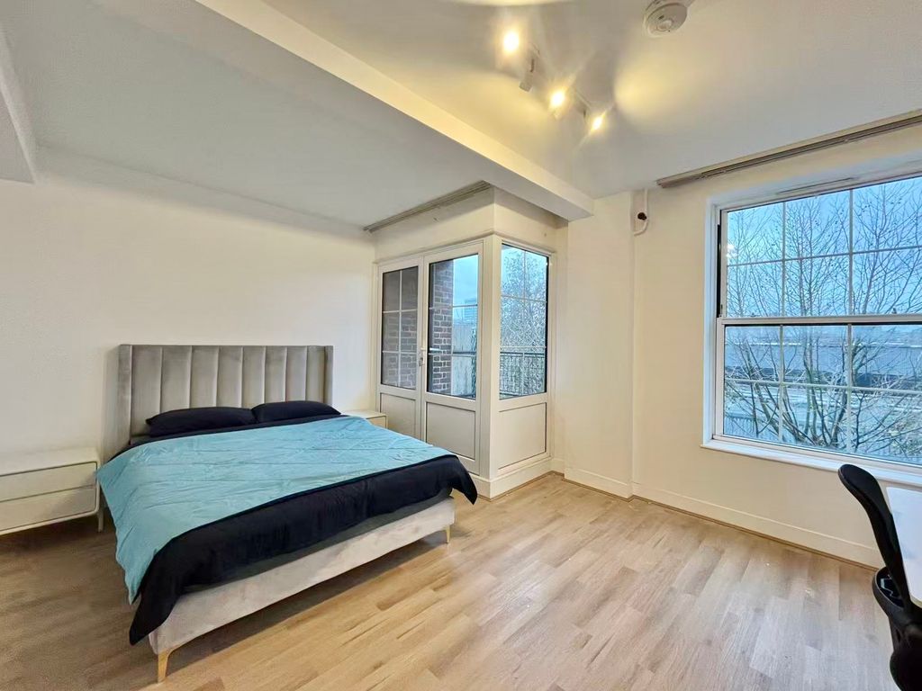 Property photo 1 of 26