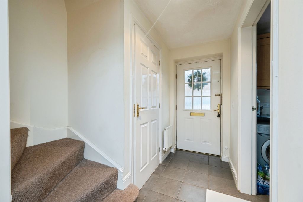 Property photo 2 of 15 Entrance Hallway