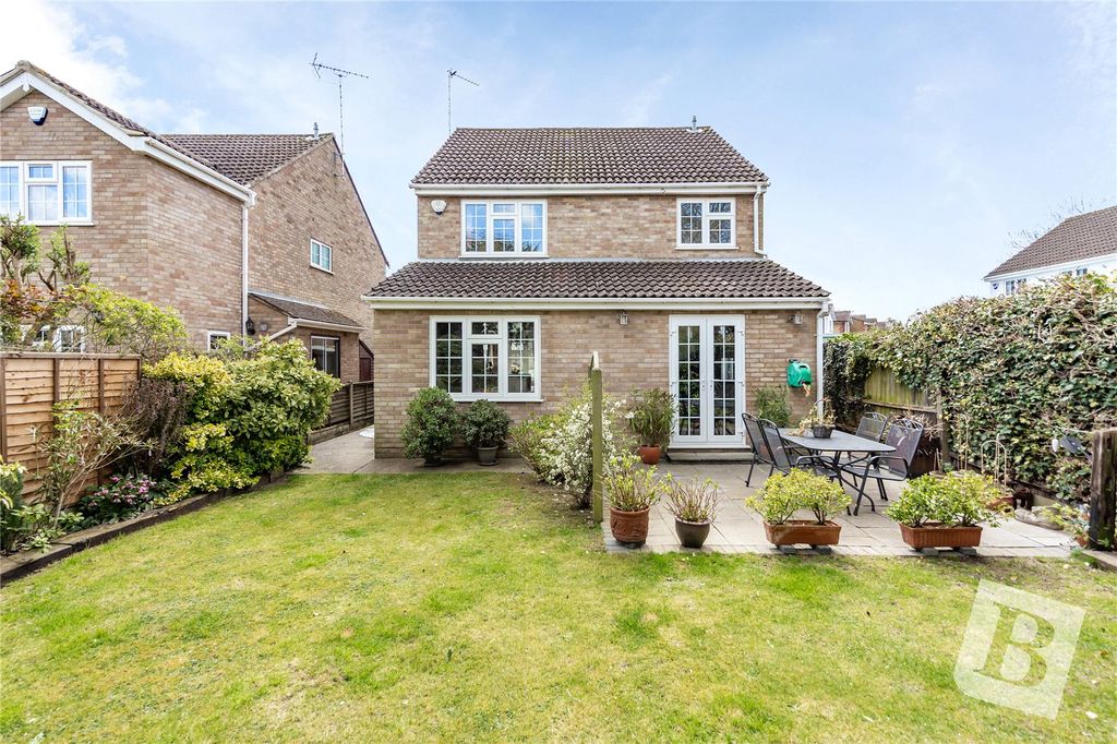 Property photo 2 of 19 Picture No. 28