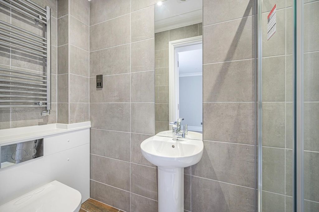 Additional image 13 of 2 bed flat for saleHoward Square, Seafront, Eastbourne BN21
