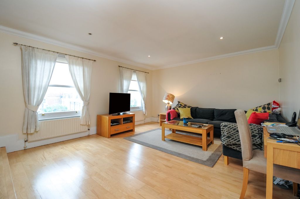 Property photo 2 of 6 Picture No. 07