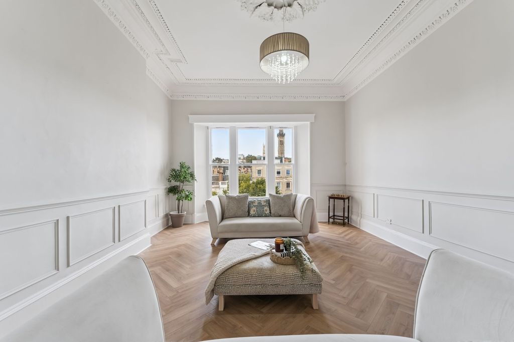 Property photo 3 of 26