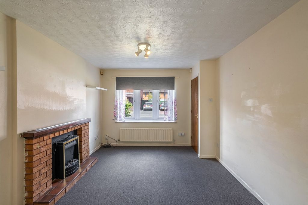 Property photo 2 of 12 Picture No. 17