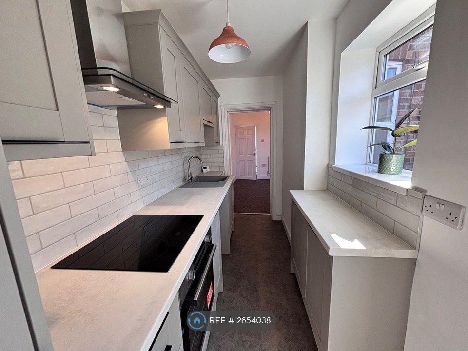 Property photo 3 of 13