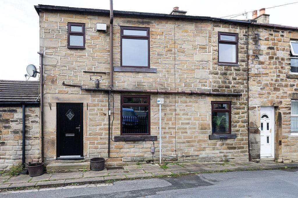 Property photo 1 of 29