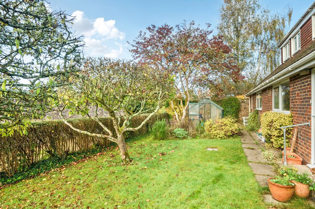 Property photo 2 of 13