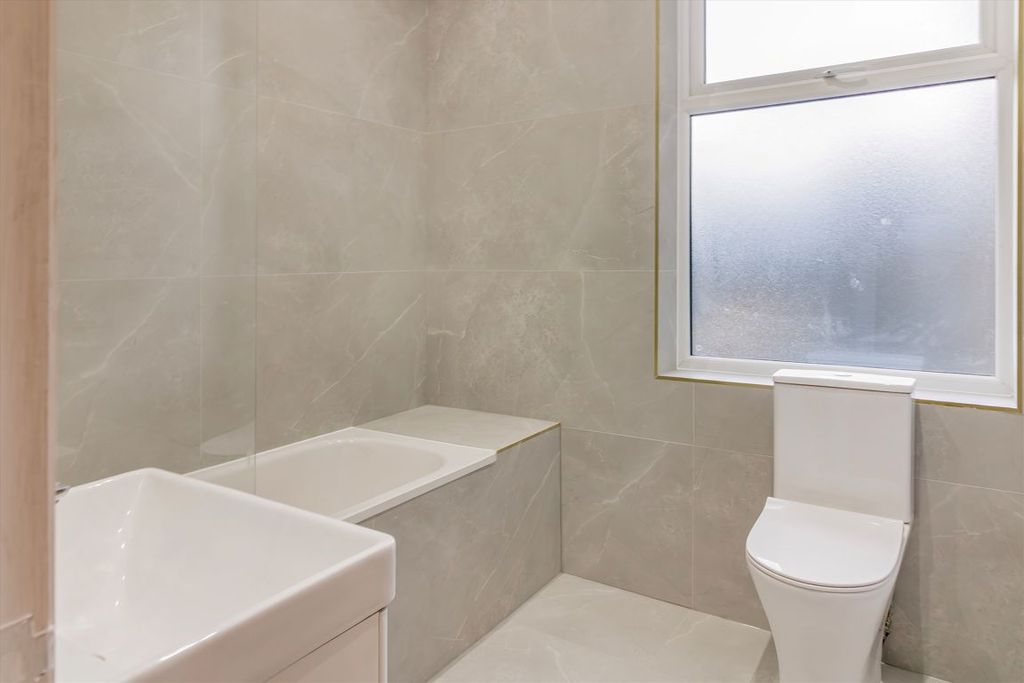 Property photo 3 of 3