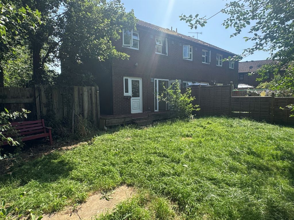 Property photo 2 of 8