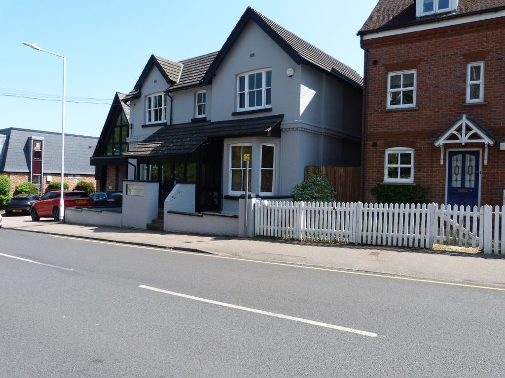 Property photo 1 of 1