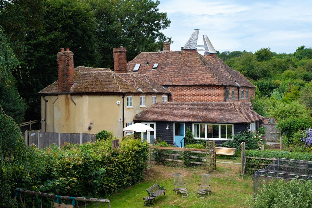 Property photo 1 of 36 4242860