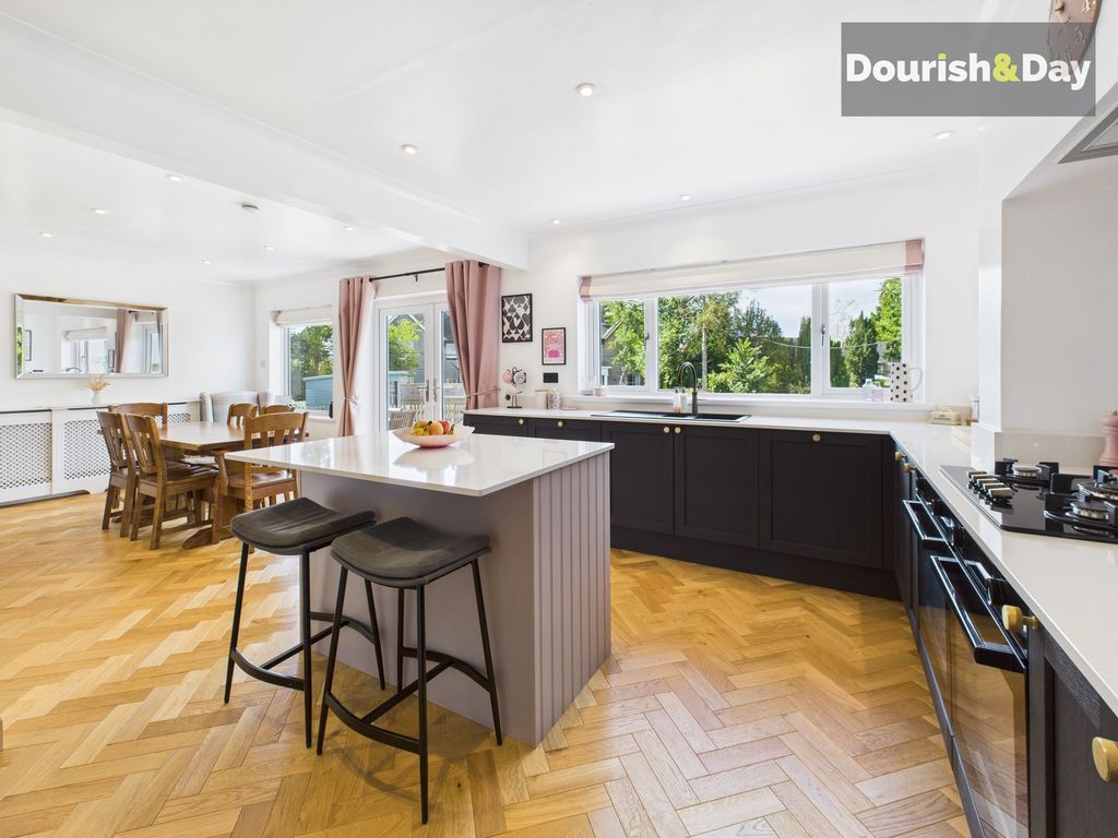 Property photo 2 of 25 Open Plan Kitchen / Diner