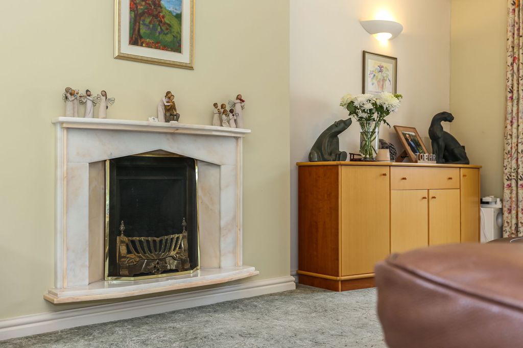 Property photo 3 of 33