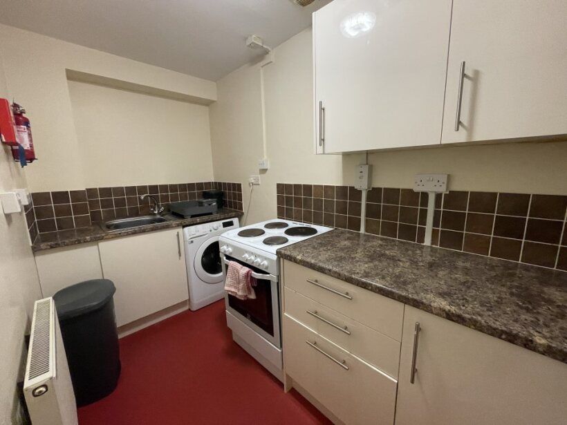 Property photo 3 of 8