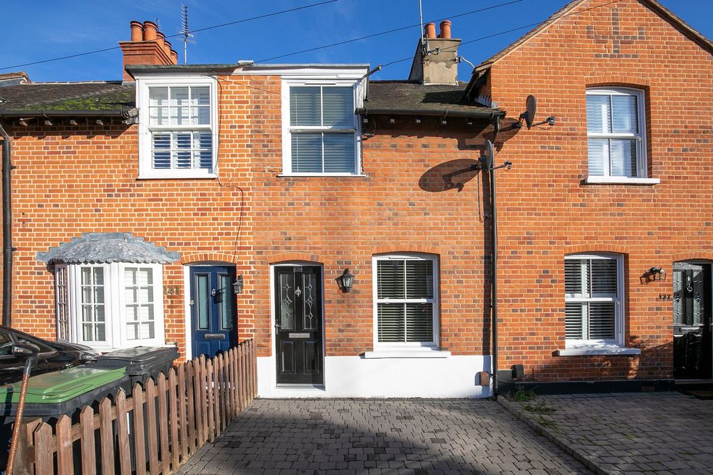 Property photo 1 of 18