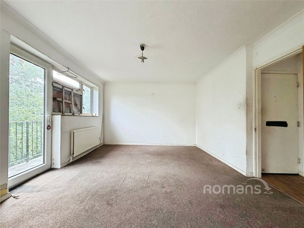 Property photo 3 of 10 Picture No. 11