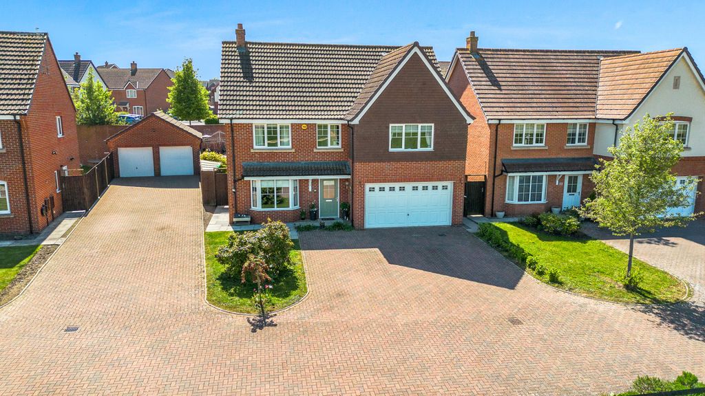 Additional image 23 of 5 bed detached house for saleJonagold Place, Evesham WR11