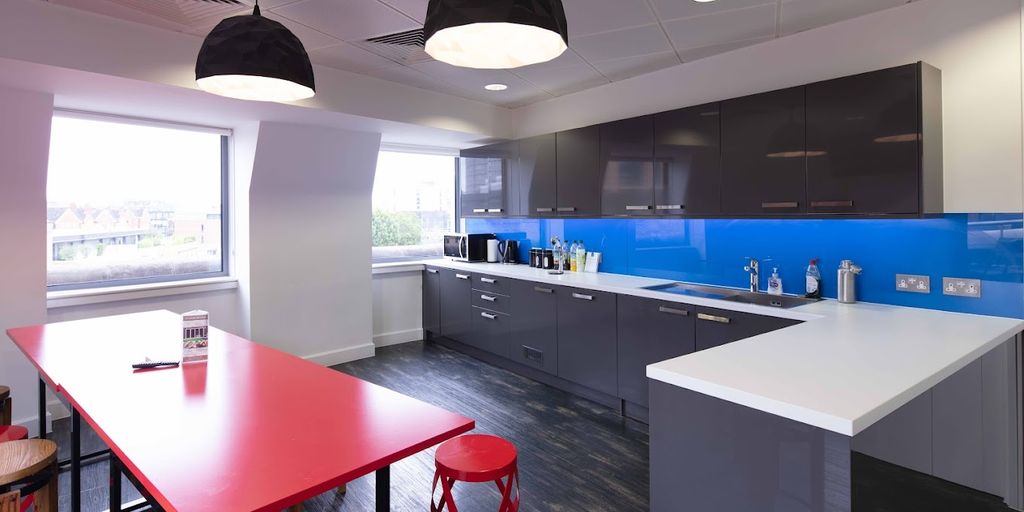 Property photo 2 of 10