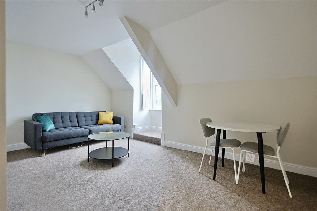 Property photo 1 of 13 D2Ebaeee-F920-4278-9761-099Eaa1A13Eb_1_201_A.Jpeg