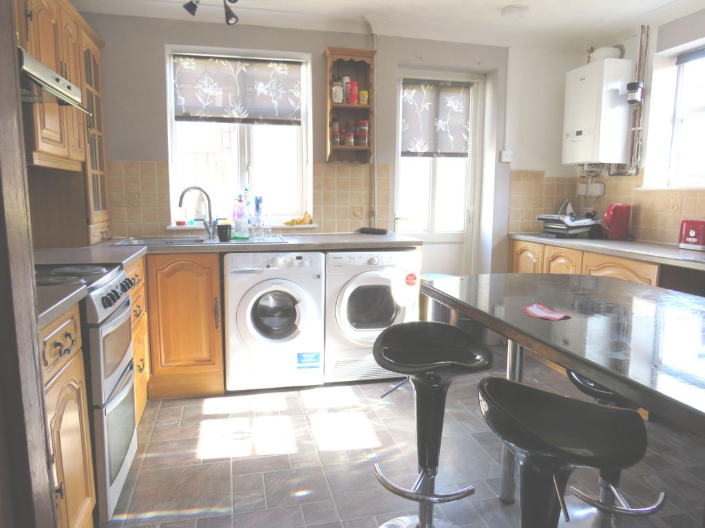 Property photo 2 of 10 Image
