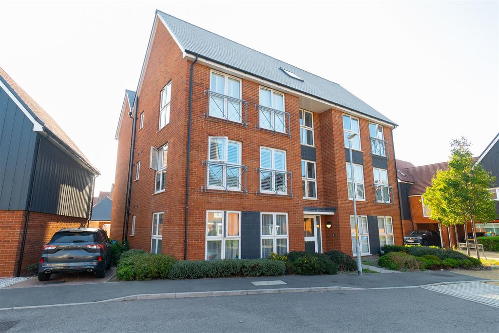 Property photo 1 of 18 Dsc08774.Jpg