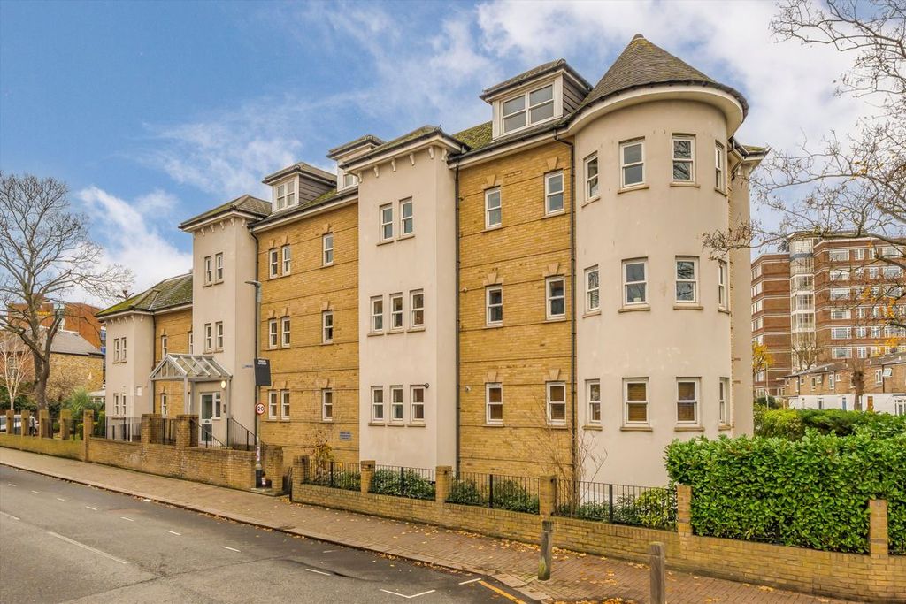 Property photo 1 of 7