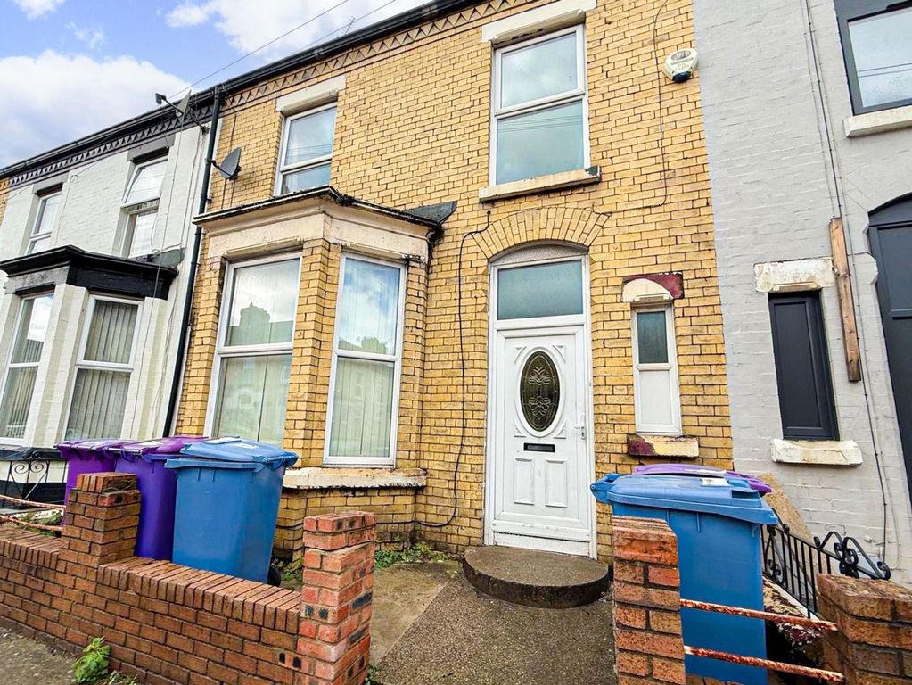 Property photo 1 of 11 Photo 4