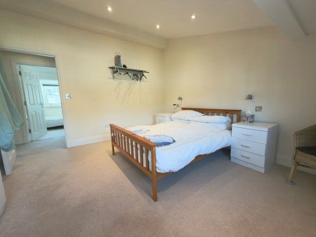 Property photo 2 of 6 Bedroom 1