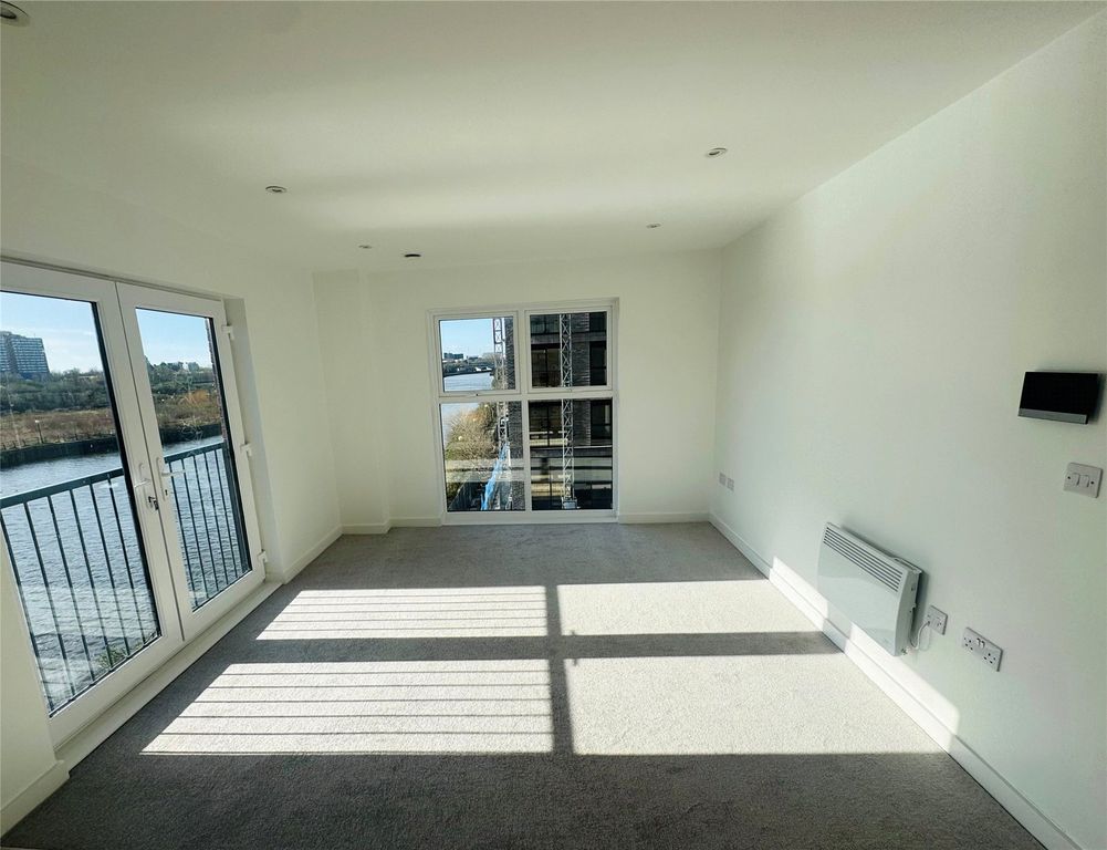 Property photo 2 of 6 Picture No. 03