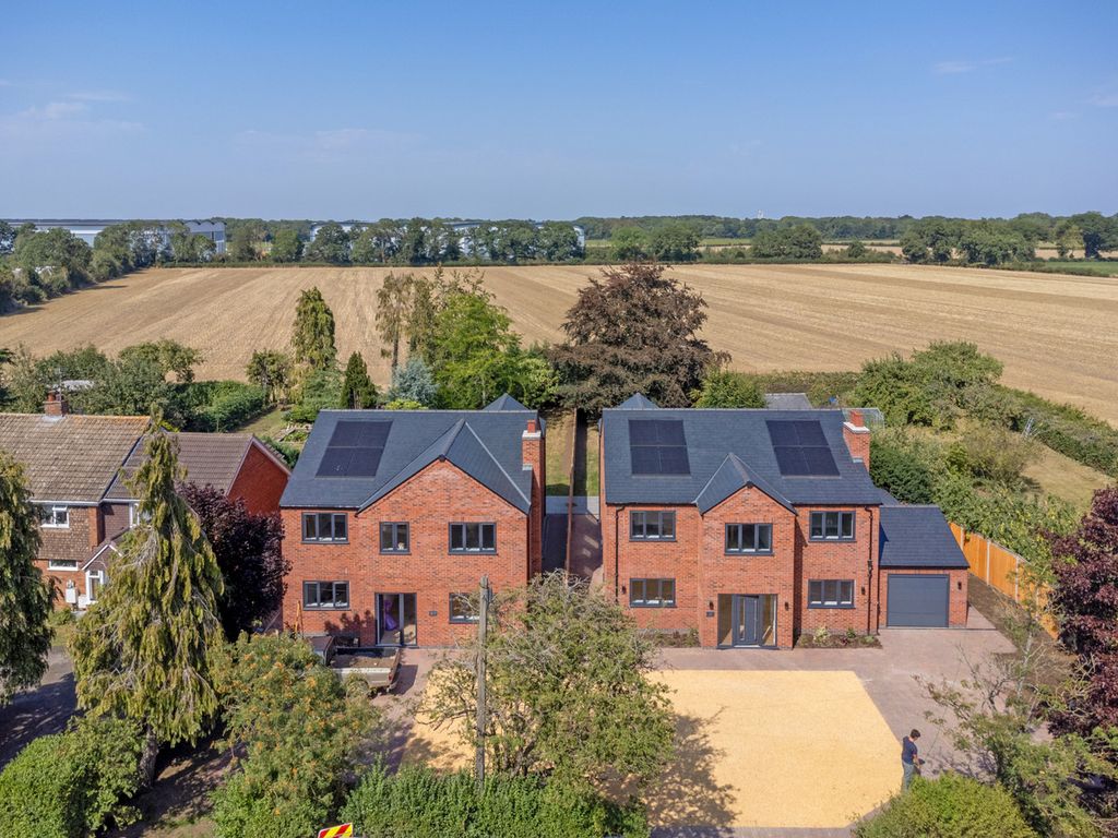 Property photo 1 of 34