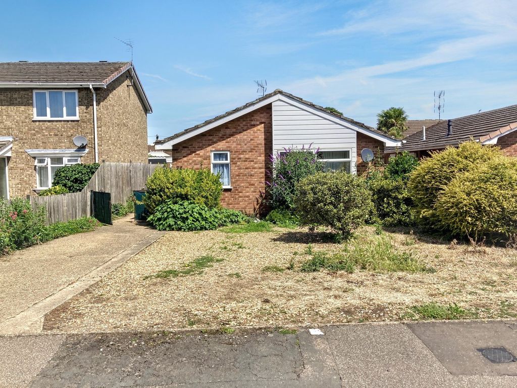 Property photo 1 of 12