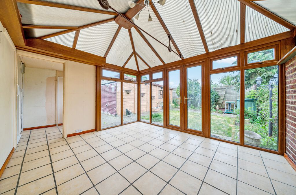 Property photo 3 of 22 3-681A2Da840582-1...