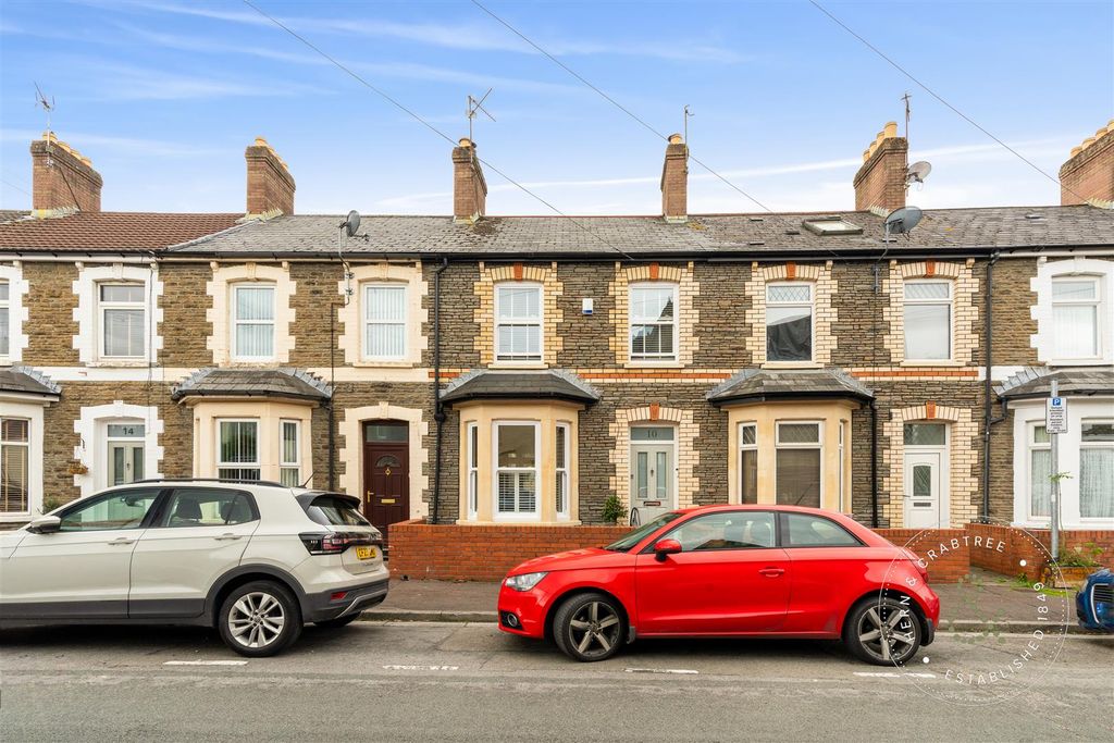 Property photo 1 of 31 Wyndham Road, Pontcanna, Hern Crabtree (26).Jpg