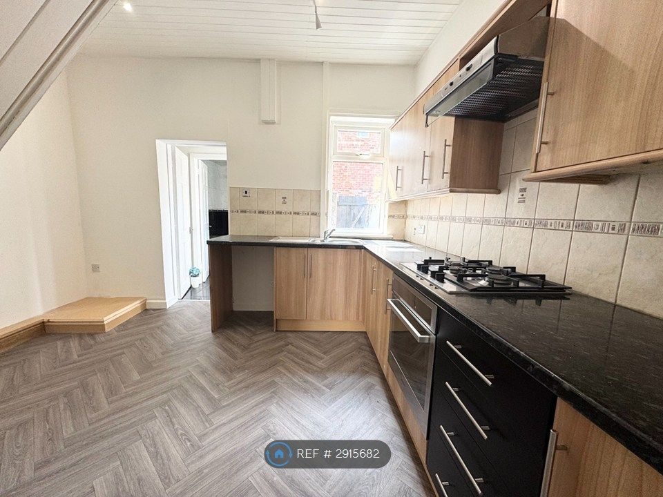 Property photo 3 of 9 Kitchen Diner
