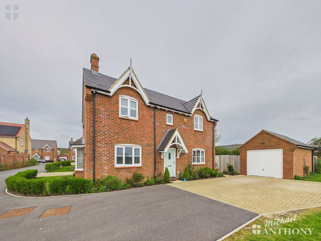 Property photo 2 of 16 Cam03852G0-Pr0622-Still019