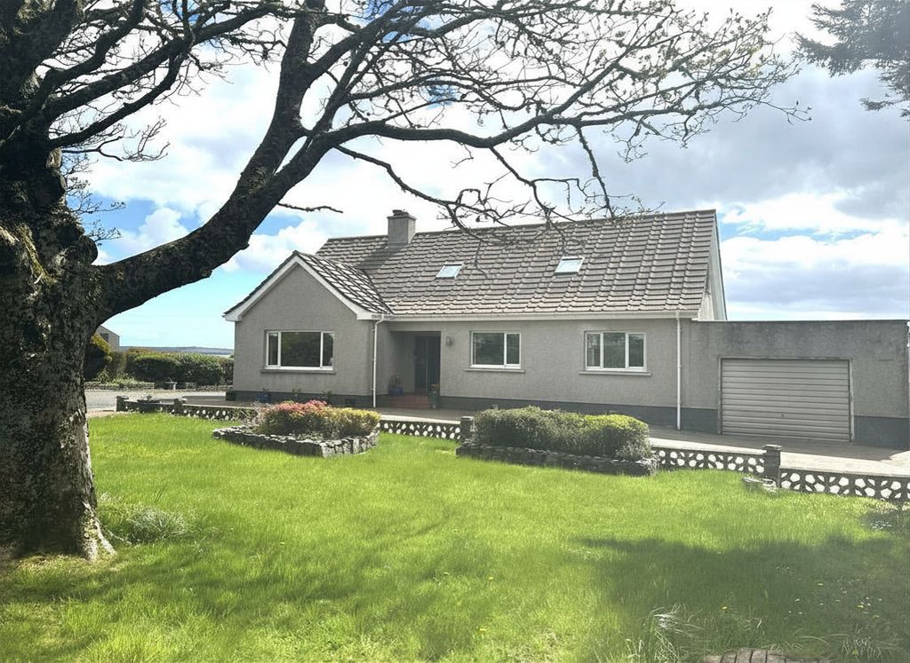 Property photo 1 of 32 15 Tong