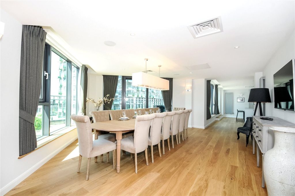Property photo 1 of 10 Picture No. 04