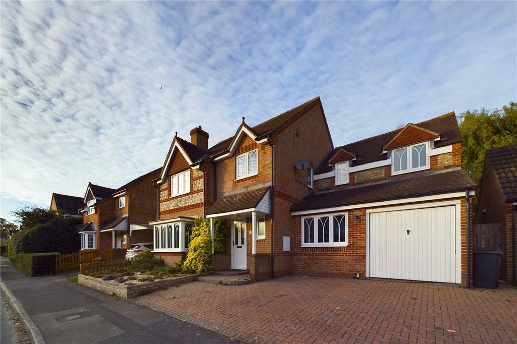 Property photo 1 of 24 Front Aspect