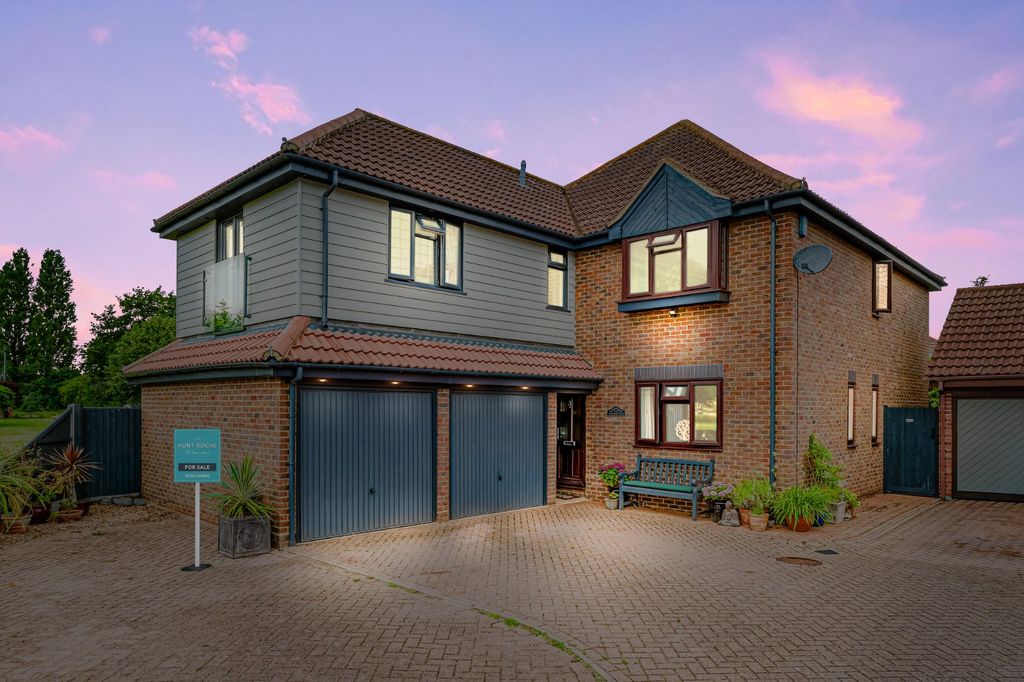 Property photo 1 of 57 Picture No. 73