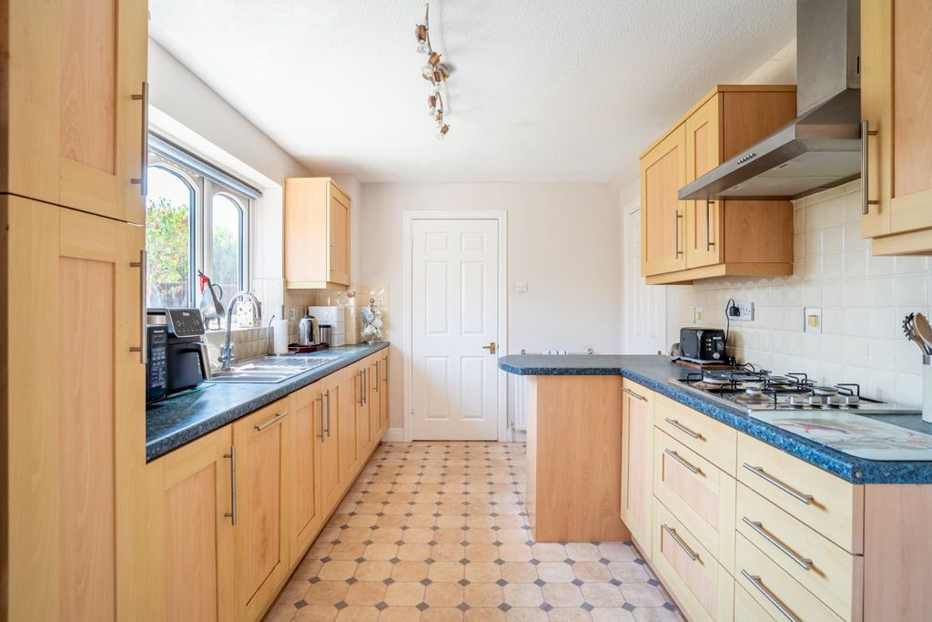 Property photo 3 of 18 Lmc-3.Jpg