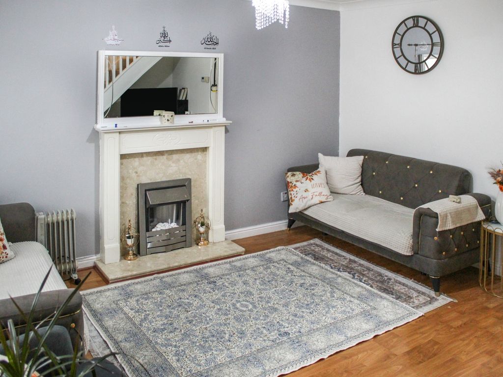 Property photo 2 of 10 Image 2