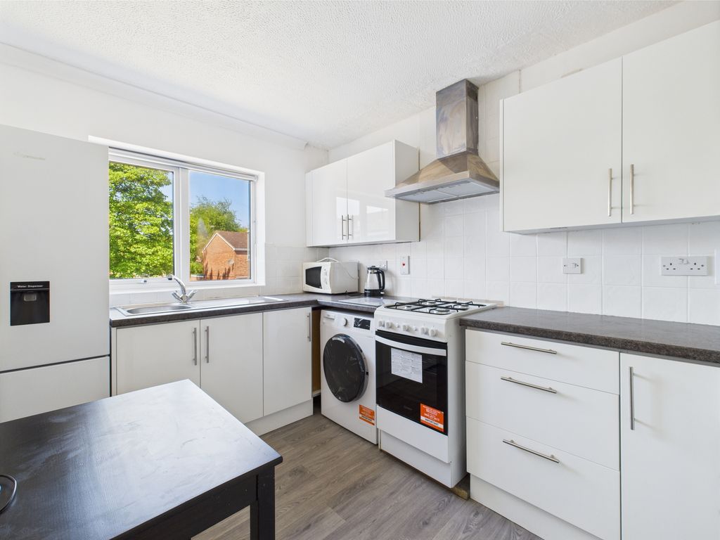Property photo 3 of 13