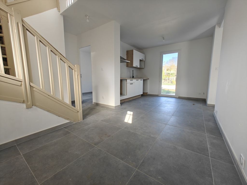 Property photo 3 of 22