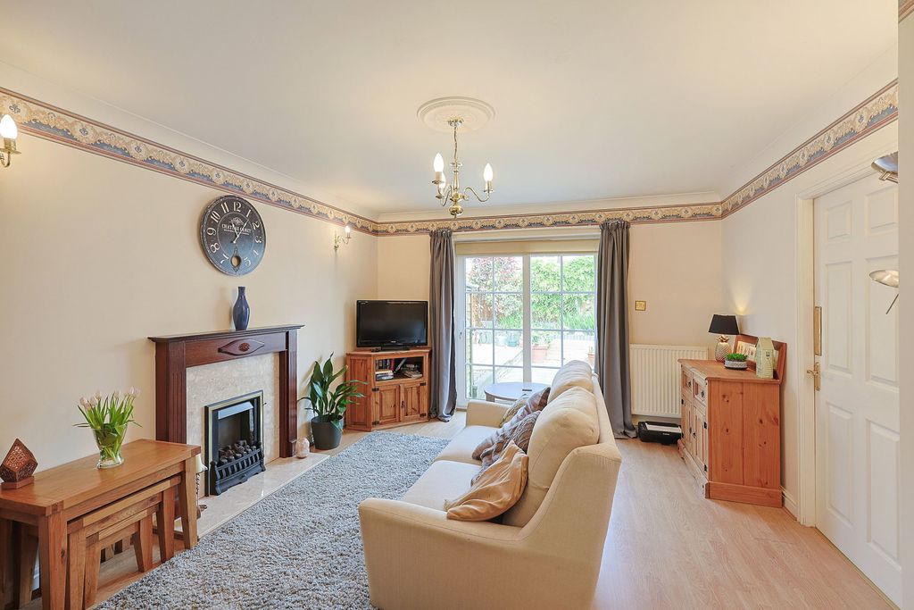 Property photo 3 of 20