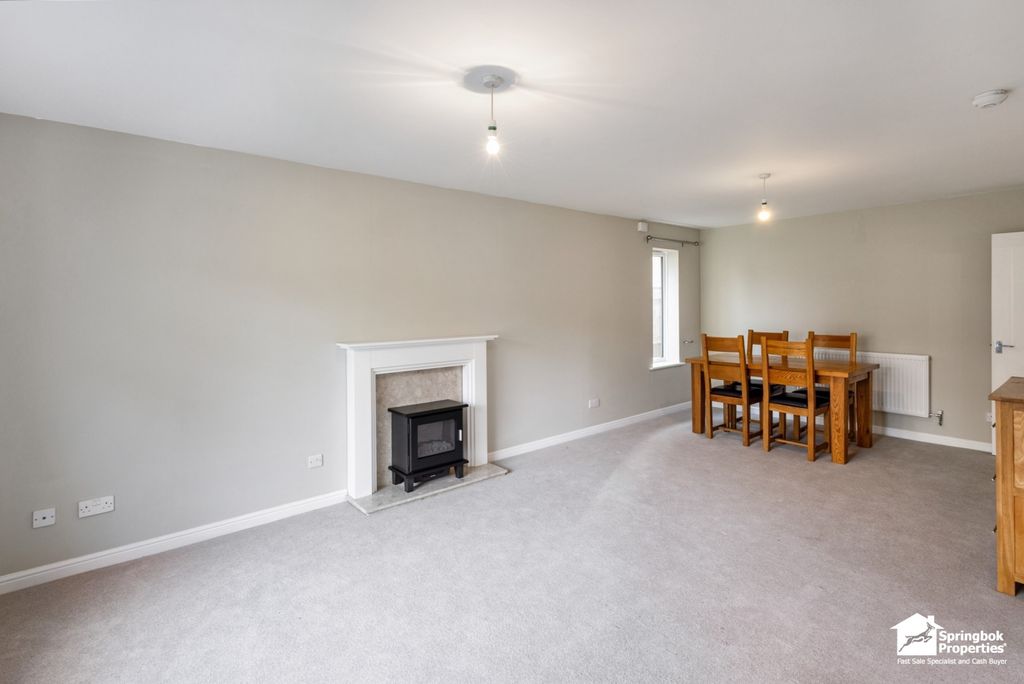 Property photo 2 of 19 Image 2