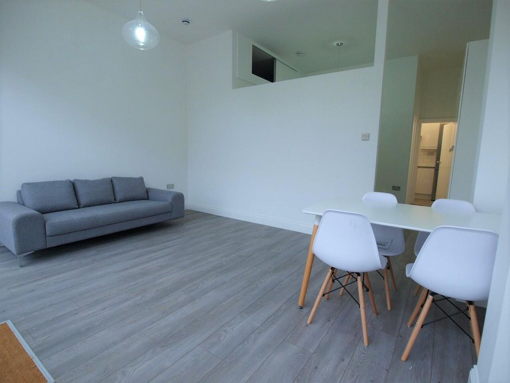 Property photo 2 of 6 Living Room
