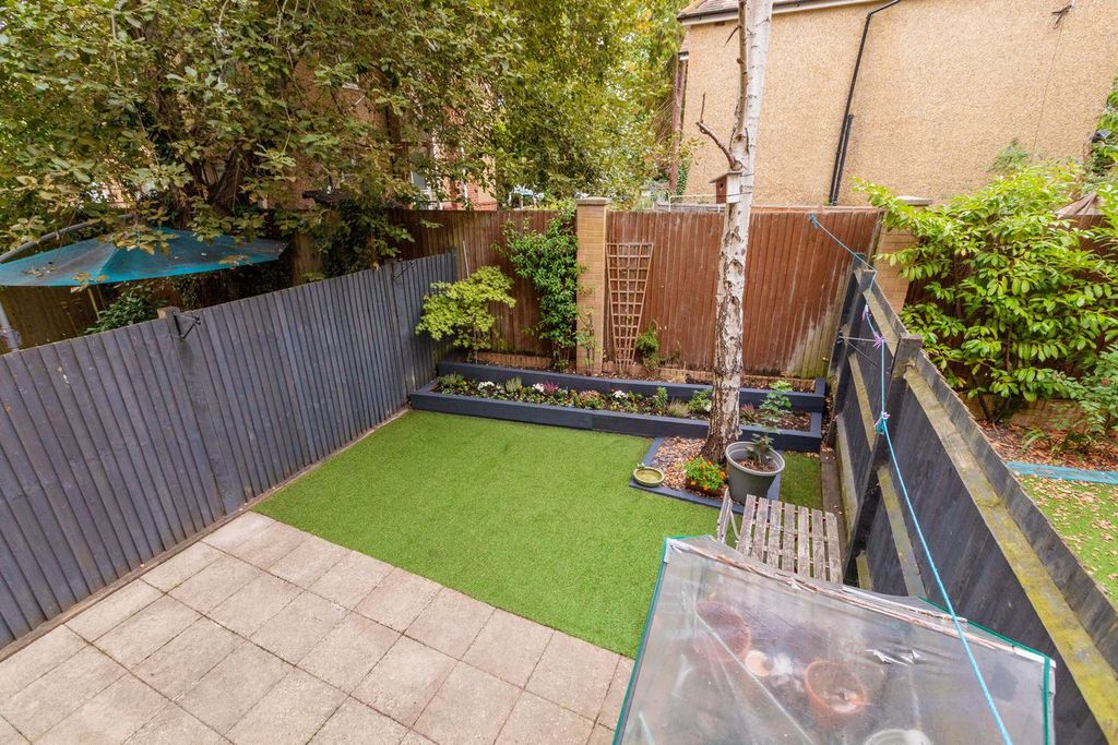 Property photo 2 of 15