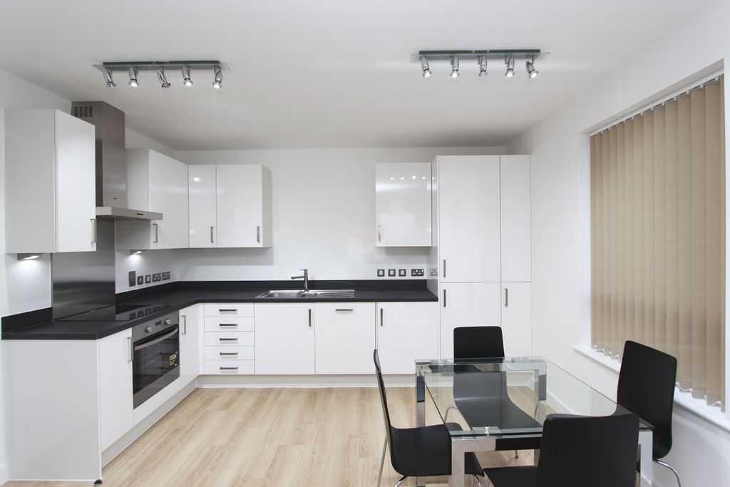 Property photo 1 of 12 Photo10