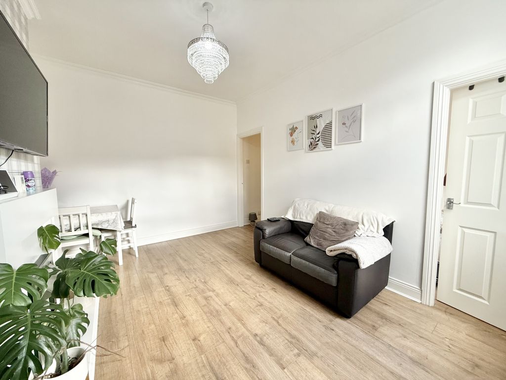 Property photo 3 of 15 Img_8717