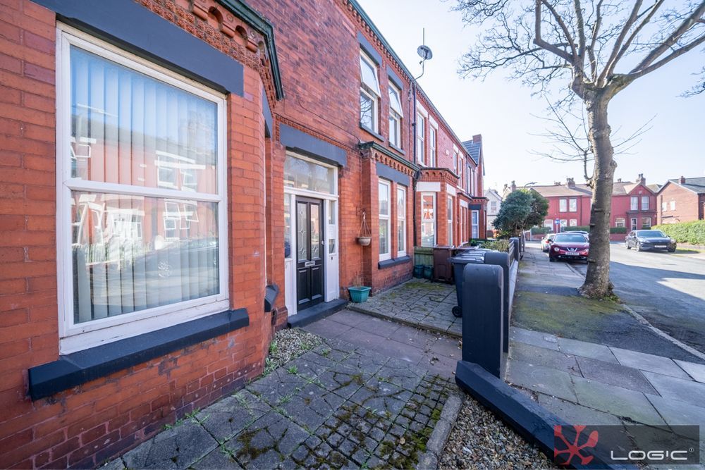 Property photo 2 of 52